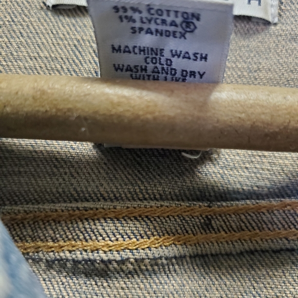 Gap Denim Jacket EUC!! Size Medium - Picture 4 of 13